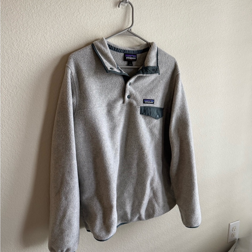 Women's Lightweight Synchilla Snap-T Pullover - Oatmeal Heather w/Nouveau Green - Picture 4 of 8